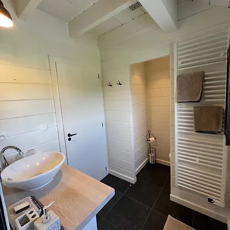 La Douce Cens Bed & Breakfast Tenneville